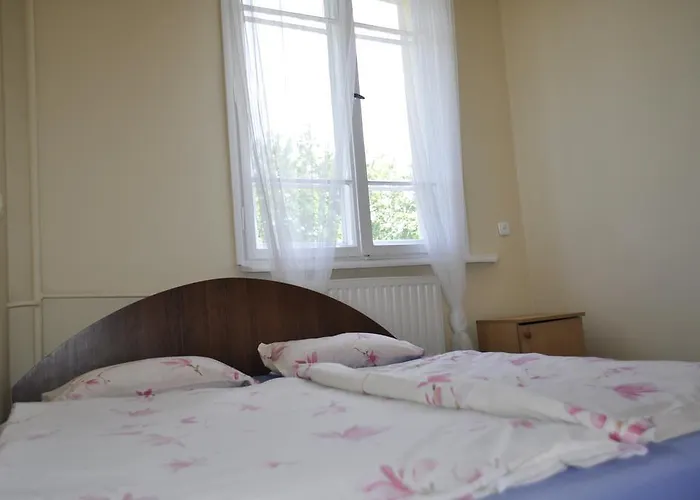 Ow Tecza Przy Plazy *